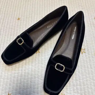 오데뜨 앤 오딜 벨벳 플랫슈즈