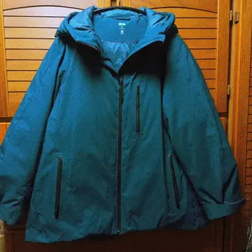 유니클로 하이브리드 다운 후드티 다크 그린 3XL