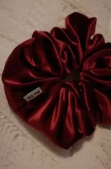 미사용 미개봉 새상품 the toe 스크런치 액세서리