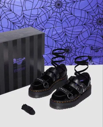 닥터 마틴스 웬즈데이 블랙 슈즈 부츠