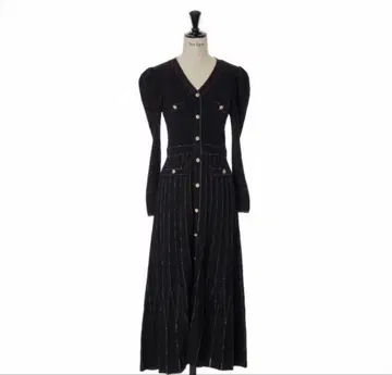 her lip to Suite Room Knit Long Dress