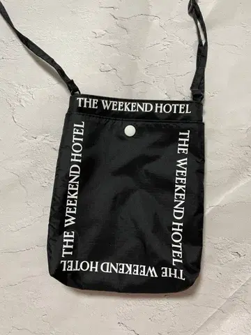 더 위켄드 호텔 숄더백
