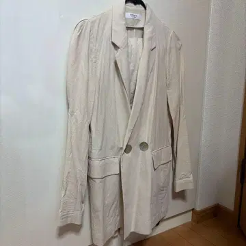 Her lip to 화이트 베이지 자켓 숏팬츠 세트