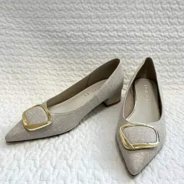 [ 새상품 ] 루탈론 플랫 펌프스 스틸레토 골드 버클 24