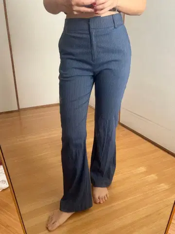 Rouje 네이비 스트라이프 플레어 팬츠 34