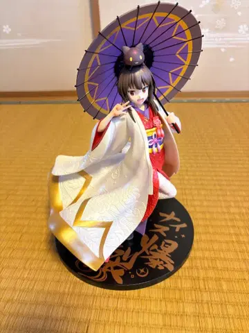 이 멋진 세계에 축복을! 메구밍 시로무쿠 피규어