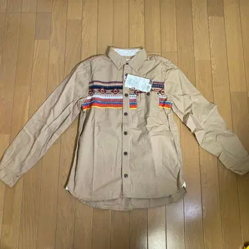 티티카카 자수 베이지 코튼 셔츠 M 사이즈 새상품