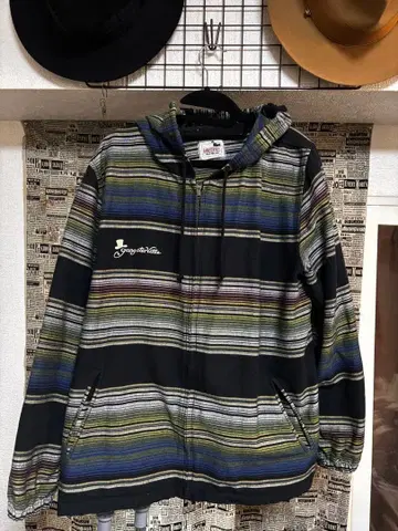 GANGSTERVILLE 네이티브 사라페 후드티