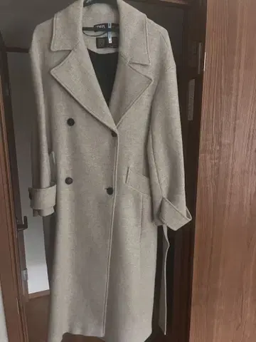 ZARA 라이트 그레이 더블 브레스트 코트 [ XS ]