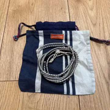 CHAN LUU 뜨개질 팔찌 실버/블랙