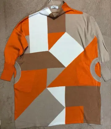 새상품 Super lady 주황 브라운 베이지 화이트 하이넥 스웨터