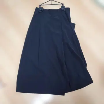 Y's 블랙 플레어 스커트