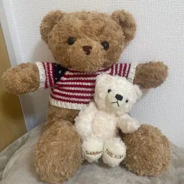 브라운 테디베어와 화이트 테디베어 세트
