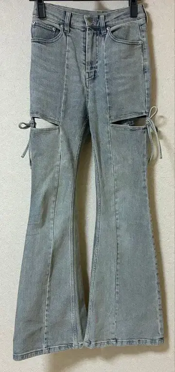 리젝시 컷아웃 리본 데님 팬츠