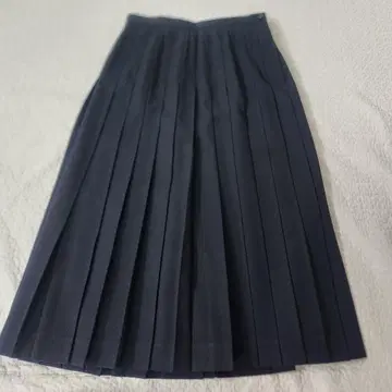 새상품급 Mademoiselle NON NON 마드모아젤 논논 스커트