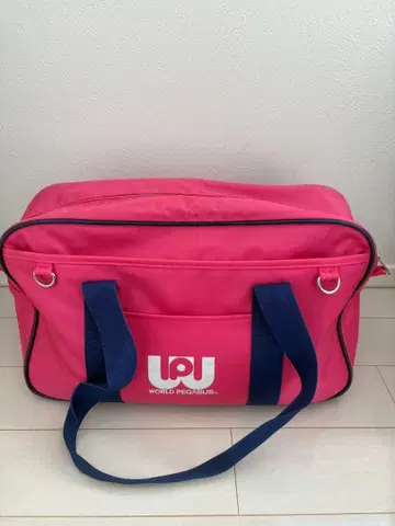 WORLD PEGASUS 핑크 더플백 신 와페