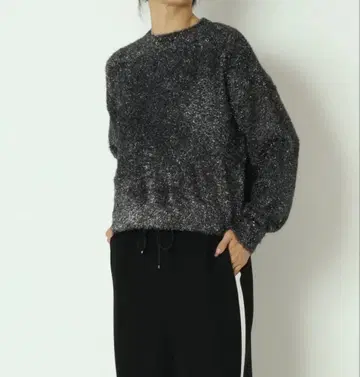 QTUME 라메 샤기 니트 블랙