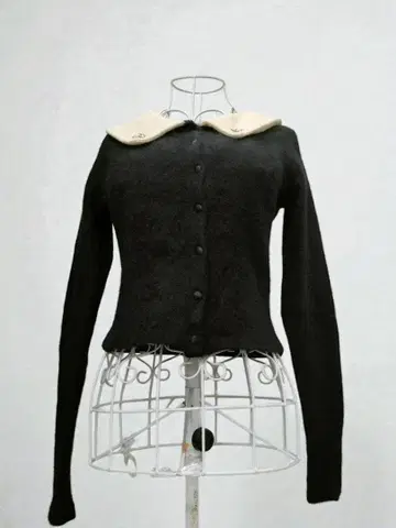 르네 가디건 블랙 카라 부착 캐시미어