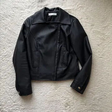 CECIL McBEE 블랙 라이더 자켓 블랙