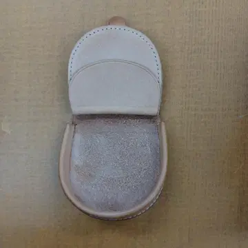 베이지 가죽 코인 케이스