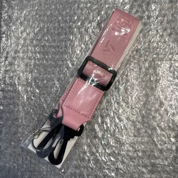 SEVENTEEN HOLIDAY 숄더 스트랩