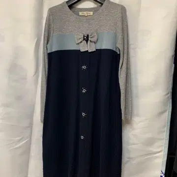 Super Beauty 리본 포함 긴팔 원피스 40