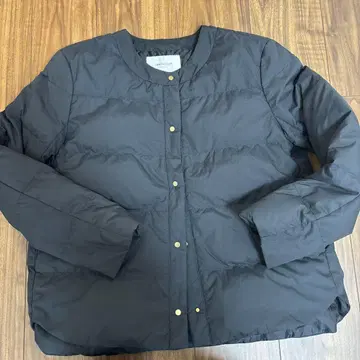 오파크 클립 블랙 다운 자켓