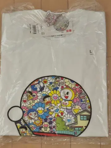 유니클로 UT [ 도라에몽 x 무라카미 다카시 ] 새상품 L 사이즈