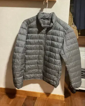 유니클로 울트라 라이트 다운 자켓 새상품급