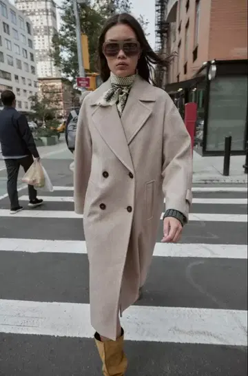 ZARA 오버 사이즈 소프트 코트