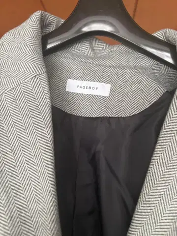 PAGEBOY 헤링본 자켓