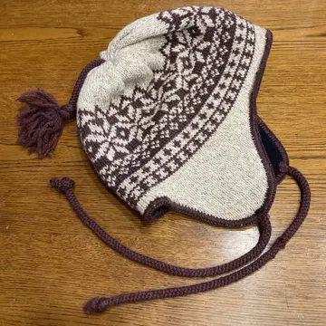 캐나다제 귀도리 니트 모자 베이지와 브라운 노르딕 무늬