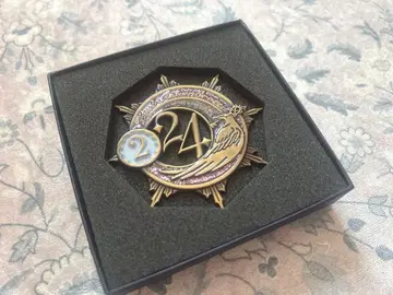 트위스테 아즐 블루 벌스데이 브로치 구하기 어려움