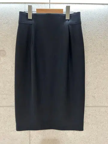 UNITED ARROWS 택 포함 새상품 블랙 코쿤 스커트 36