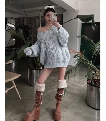 Darich 루즈 케이블 로우게이지 니트 튜닉 SAX