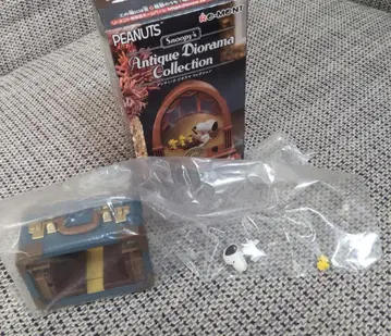 스누피 앤티크 디오라마 컬렉션 트렁크