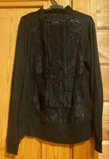 셰어스피릿 블랙 레이스 플리츠 긴팔 셔츠