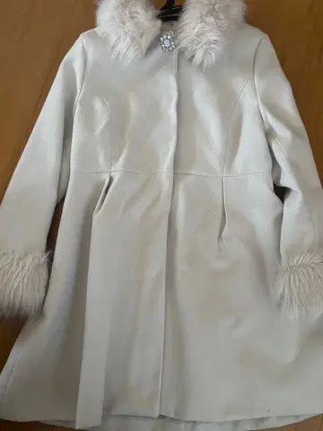 GRL 퍼 비쥬 플레어 코트 ze582