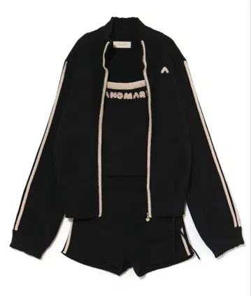 Zoe full zip set up black