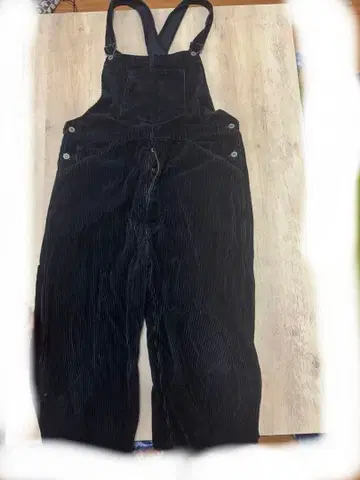 대퍼스 블랙 코듀로이 오버롤