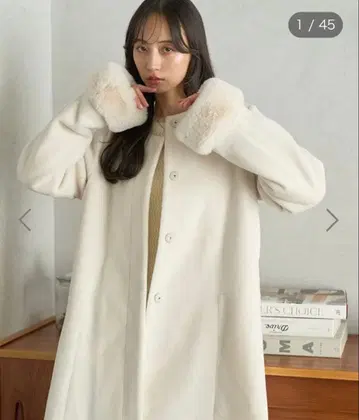 퍼 커프스 노카라 코트