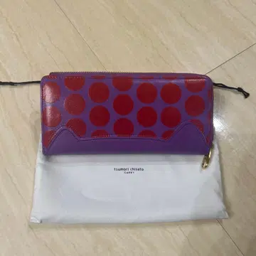 tsumori chisato 보라색과 빨간색 도트 장지갑
