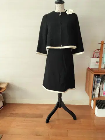 새상품급 엠즈 그레이시 셋업