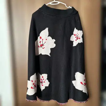 꽃무늬 니트 스커트