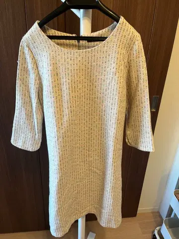 트위드풍 베이지 계열 7부 소매 원피스