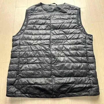 유니클로 울트라 라이트 다운 컴팩트 베스트 L 블랙