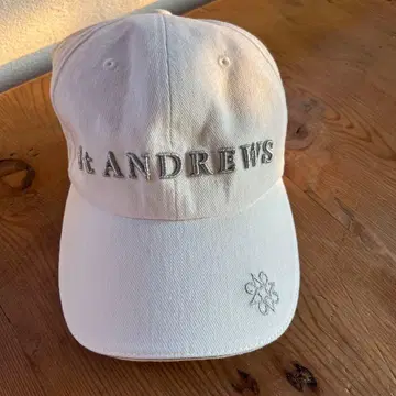 St ANDREWS 세인트 앤드류스 자수 골프 캡 화이트