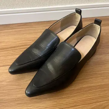 유키코 씨 콜라보 로퍼 블랙 스틸레토