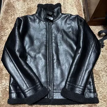 가죽 무스탕 자켓 보아 소재 하이넥 한국