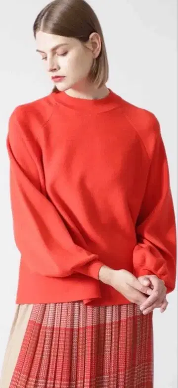 어도어 코지 울 니트 미사용 38